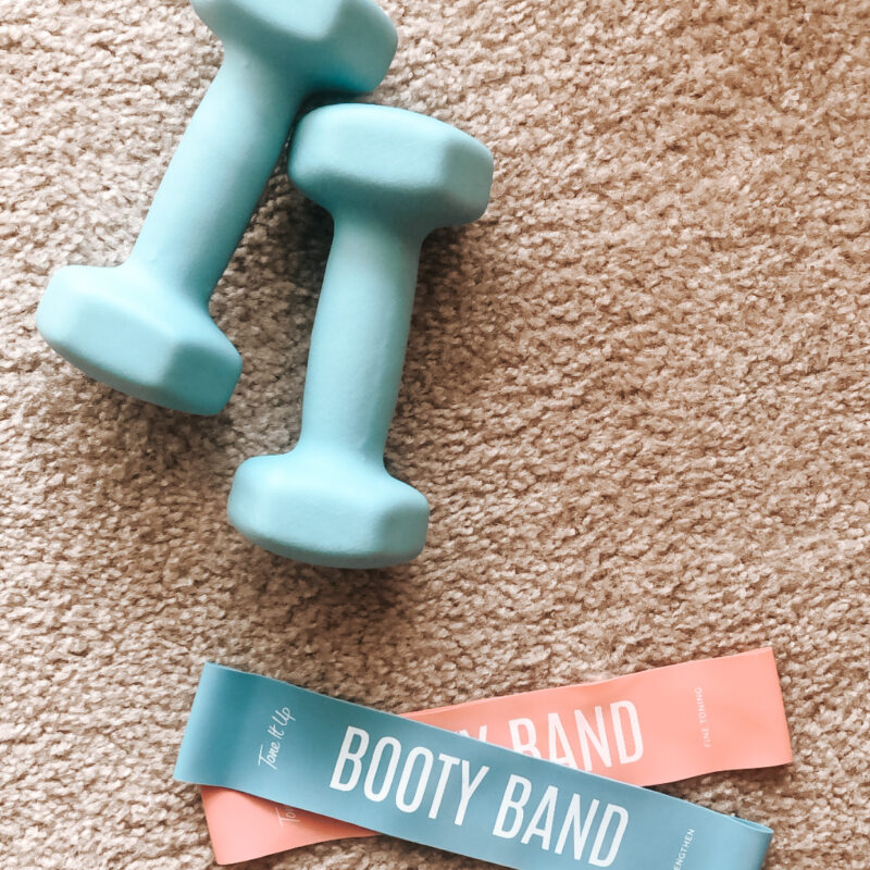 blue dumbells and booty bands
